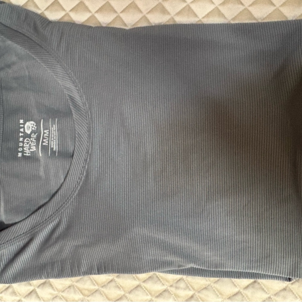 Mountain Hardwear Charcoal - Light Weight / Long Sleeve